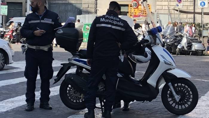 Concerti e partite: privati a Napoli pagheranno polizia municipale